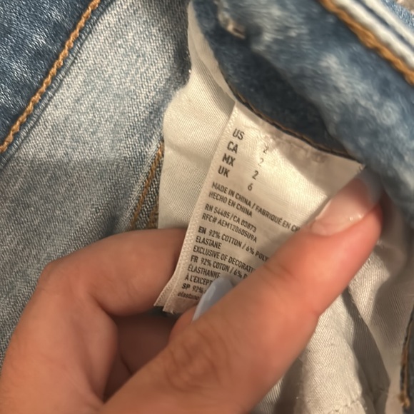 American Eagle 2 Shorts size 2&4 and Skinny Jeans size 4 - Picture 3 of 4